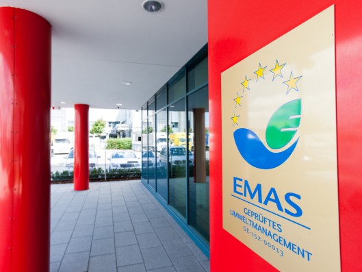 Eingangsbereich der Werner & Mertz GmbH